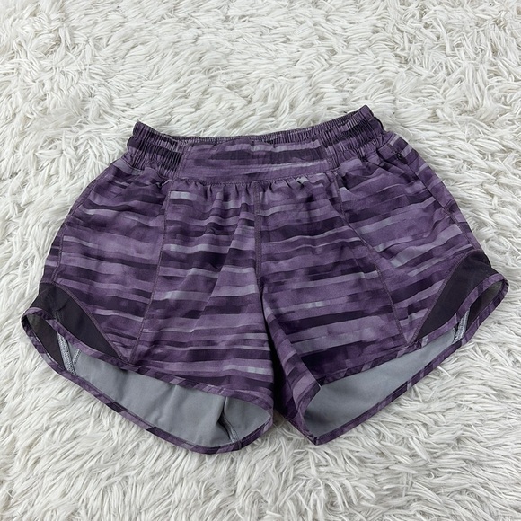 Lululemon Hotty Hot Short II *Long 4" Shadowed Smoked Mullberry / Black Currant - Picture 1 of 5